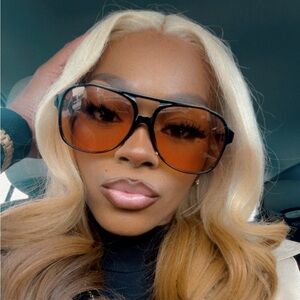 Meet your Posher, Shanetta